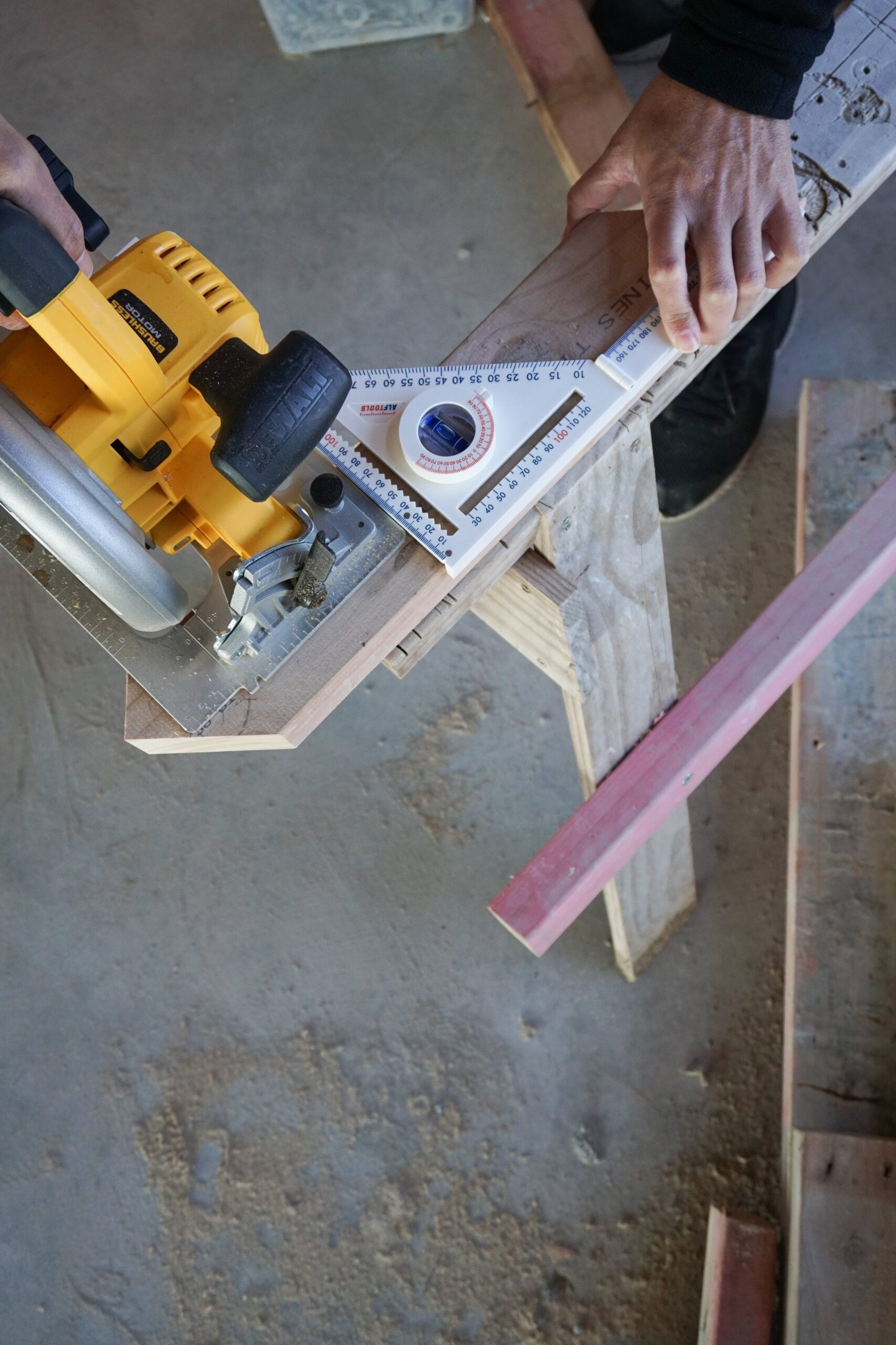 3 WAY SQUARE - Image 2