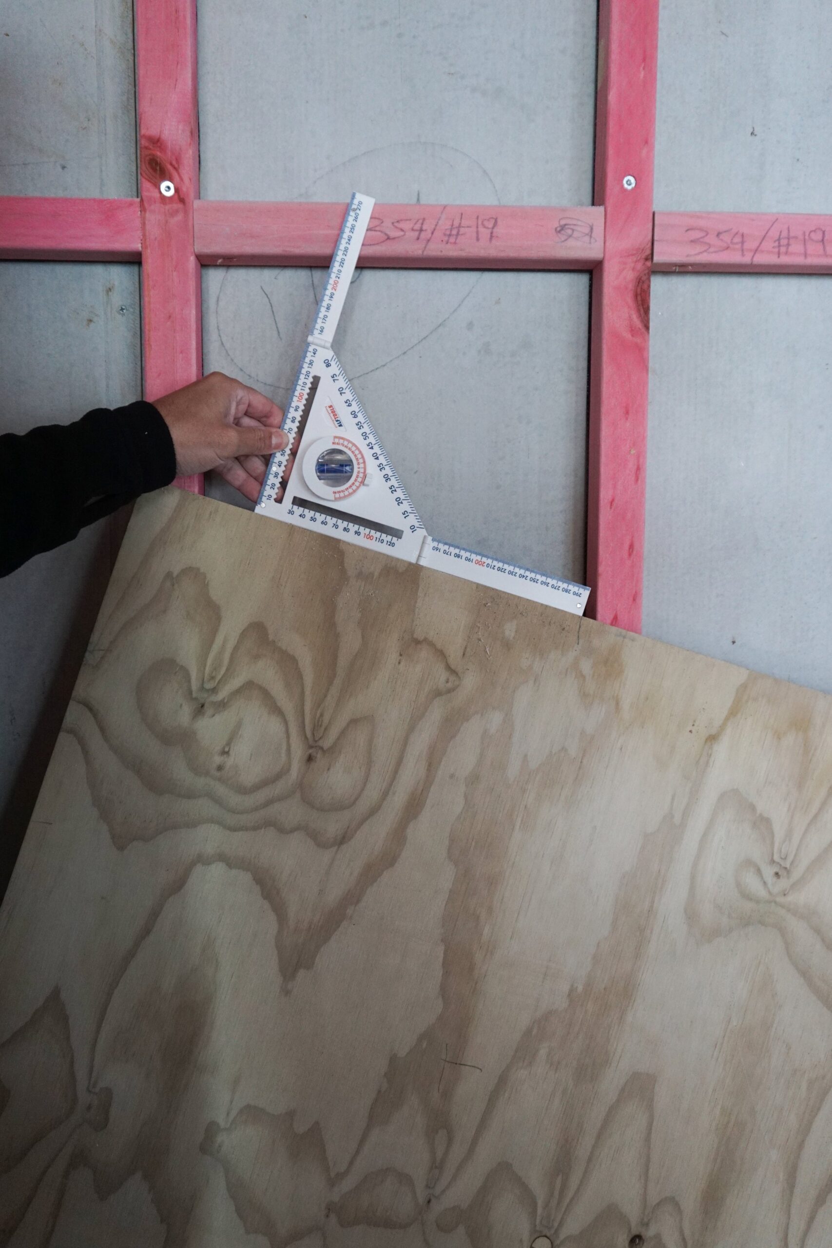 3 WAY SQUARE - Image 3